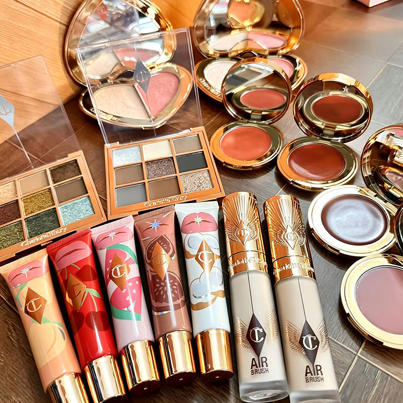 Luxury Skincare Sets - เครื่องสำอางหรูหราแบรนด์ CT อายแชโดว์ 9 สี น้ำหนัก