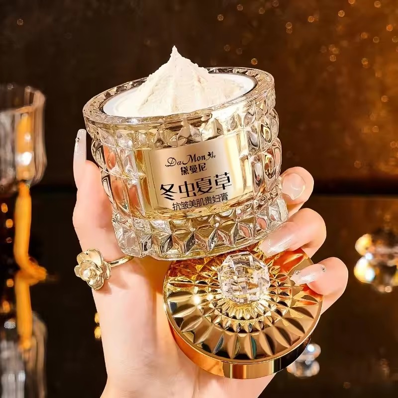 Cordyceps Sinensis Luxury Nobl - Luxury Skincare Whitening Cream บทวิจารณ์และราคา